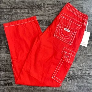 TRUE RELIGION MILITARY CARGO BIG T WOMENS PANTS SIZE 27 FIERY RED, NEW WITH TAGS